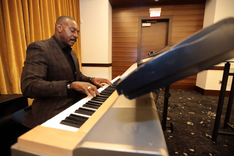Otis Davenport is a jazz pianist who has been performing professionally for over 40 years. He talks with us about his place in the history of jazz in Columbus.